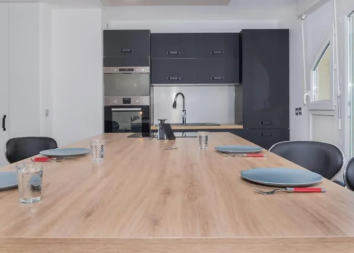 Lovely Apartment Close To A Big Shopping Mall